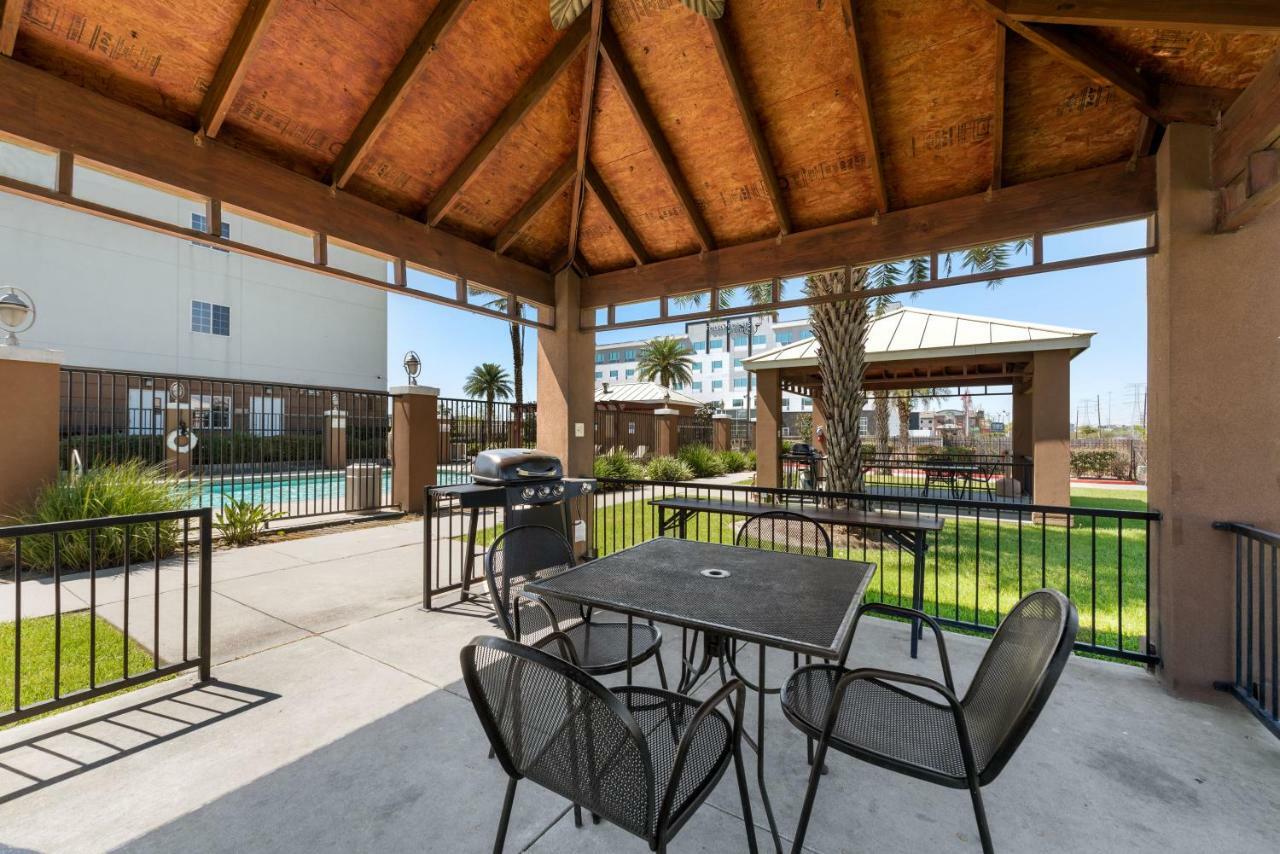 Extended Stay America Suites - Houston - Iah Airport Aldine Eksteriør billede